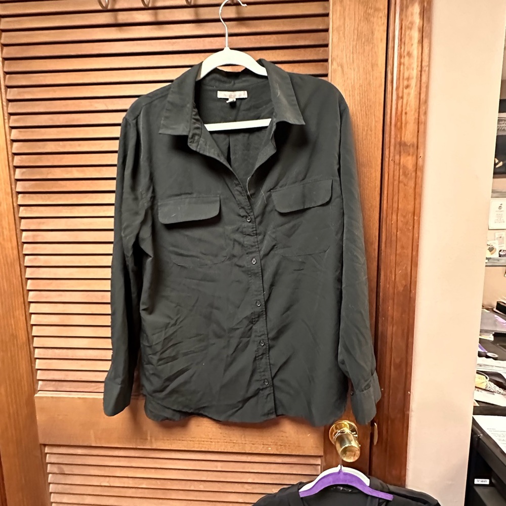 Banana Republic black button down